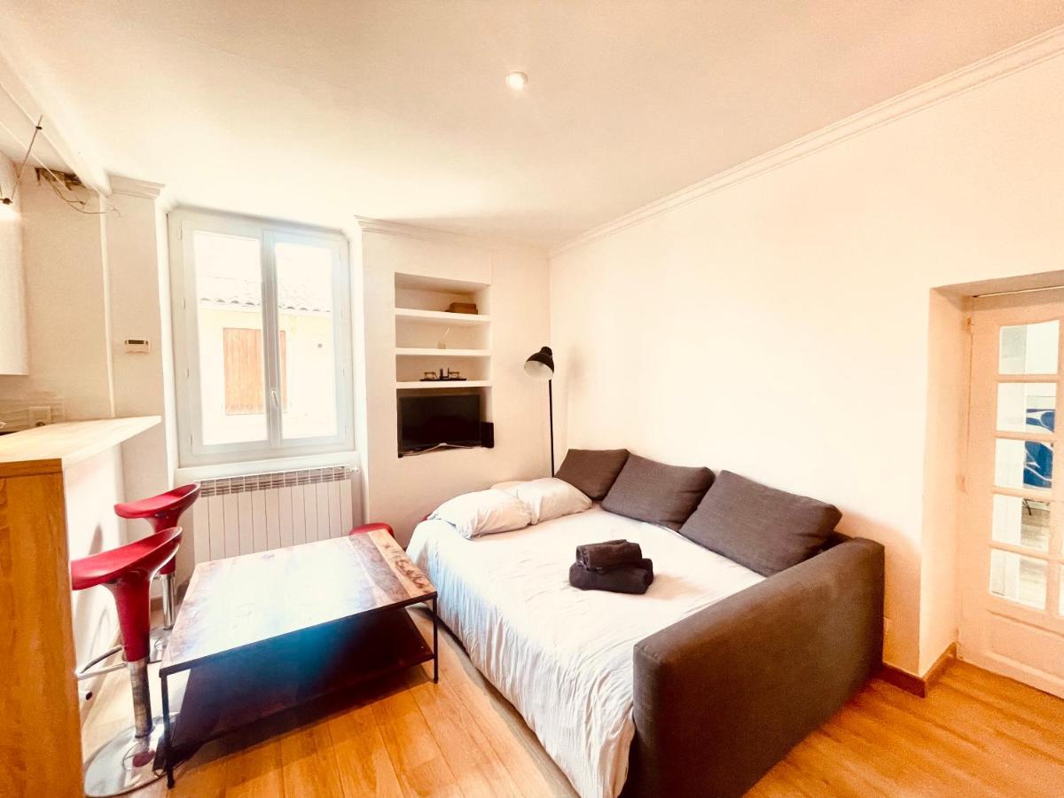 Apartamento Le Coeur De Nimes Exterior foto